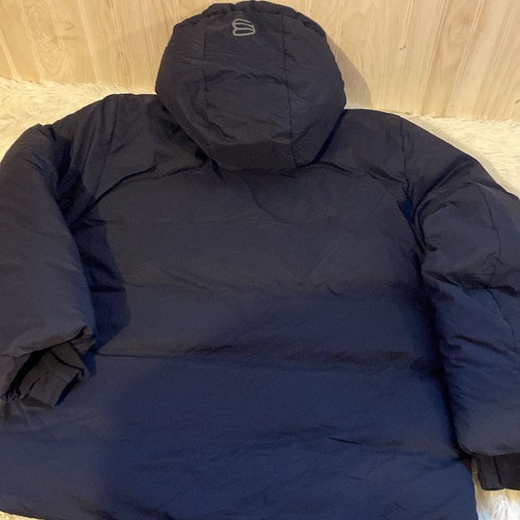 Aritzia (Black) NWT Super One-Puff Jacket - Picture 13 of 13